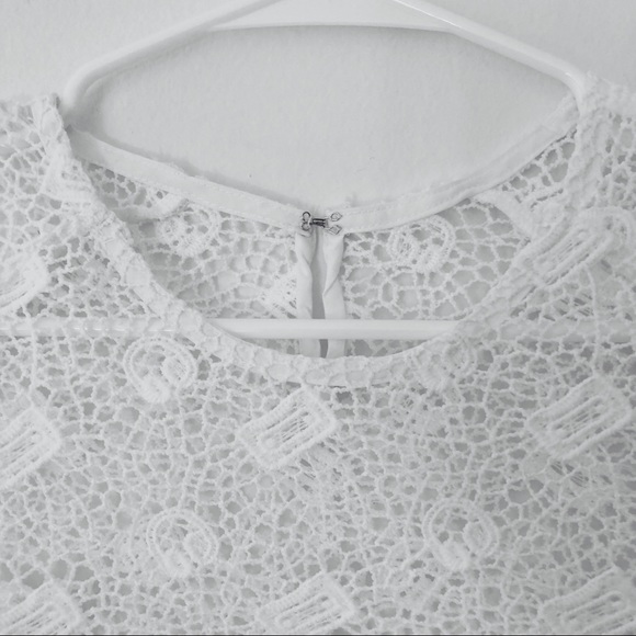 New! Crochet 3/4 Sleeve Fringe Cover - Picture 8 of 8